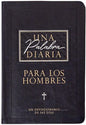Libro Una Palabra Diaria Para Los Hombres: Devocionario De 365 Días, Símil Piel, Negro,Broadstreet Publishing Group Llc