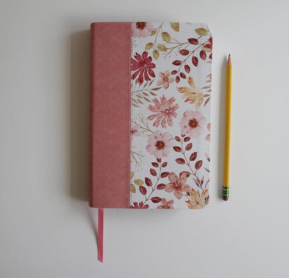 Biblia Letra Grande. Piel Rosada Con Flores, Tamaño Manual, RVR1960