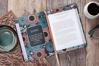 Libro Devocional 365 Oraciones De Poder Para Mujer -  BroadStreet Publishing Group LLC