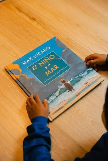 Libro El Niño Y El Mar - Max Lucado