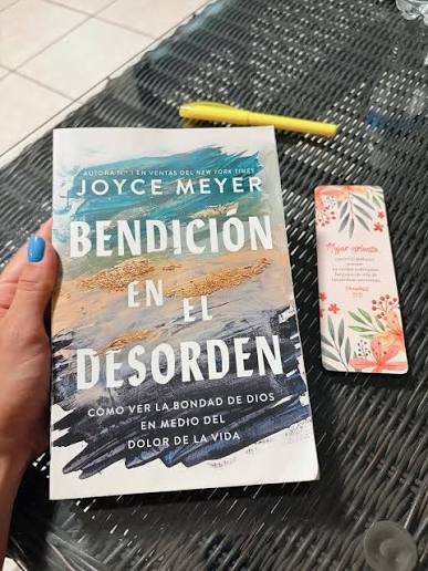 Libro Bendición En El Desorden; Cómo ver la bondad de Dios en medio del dolor de la vida, Joyce Meyer