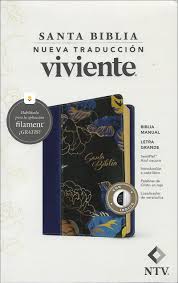 Biblia Manual Ntv, Letra Grande Con Filament, Color Azul Oscuro/ Hojas