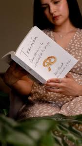 Libro Traición: Cómo sobrevivir la infidelidad de tu pareja -  Kari Clewett  Cornelia Hernandez de Matos