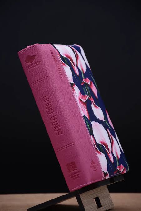 Bliblia, Flores Magenta, Canto Plateado, Con Cierre, Rvr1960